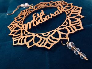 N1012 - Eid Mubarak krans i guld - 16 cm